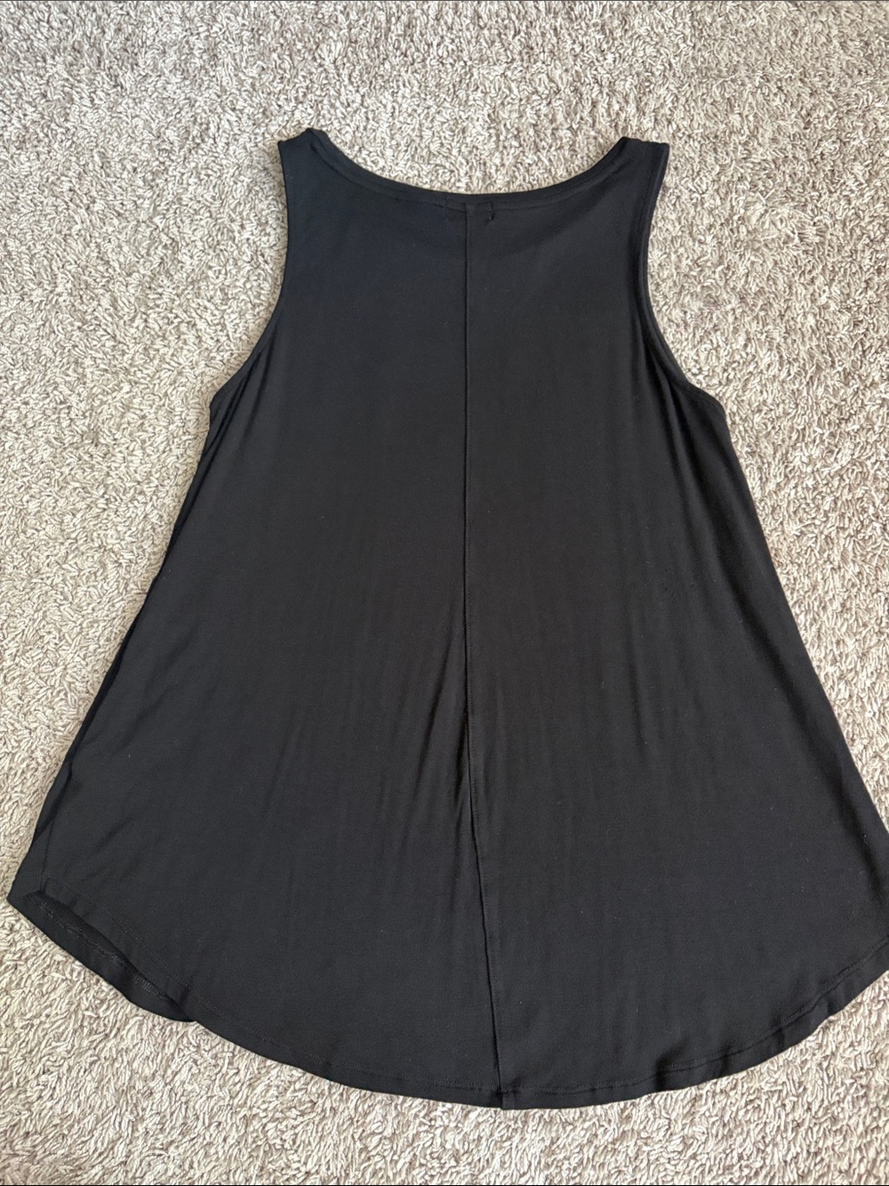 Old Navy Black Scoop Neck Tank Top - Picture 4 of 4